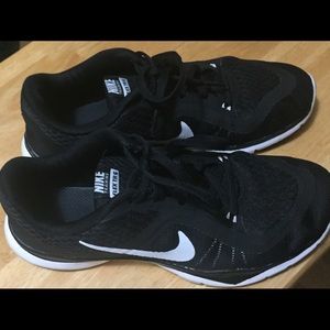 Nike Flex Size 6- Women